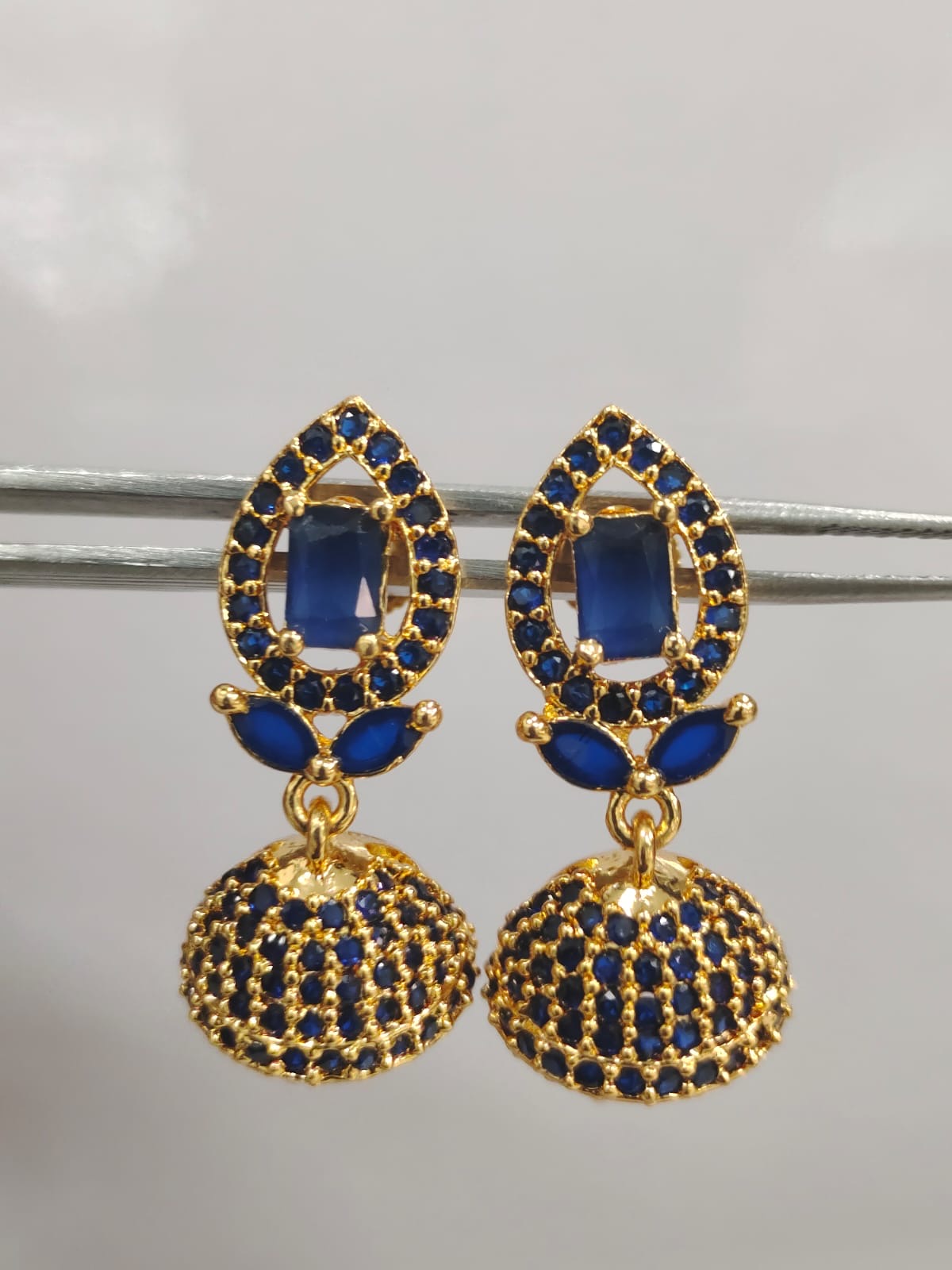 Trending Jumki  (126)